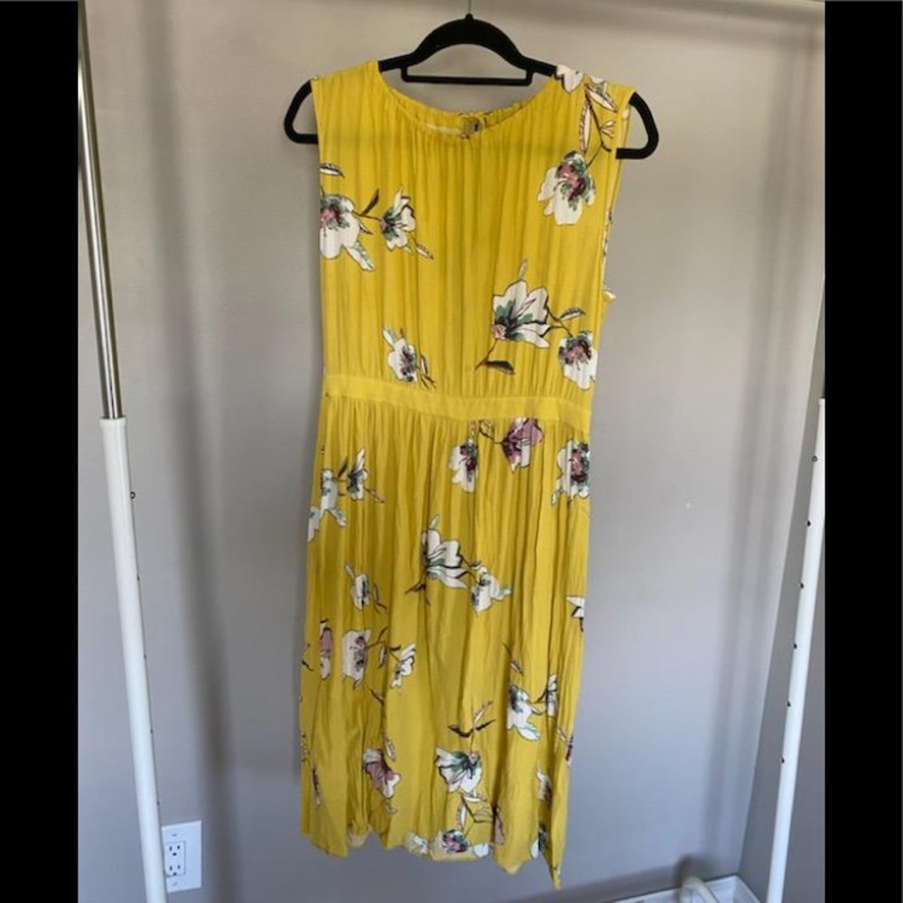 Zara women’s floral dress size L
